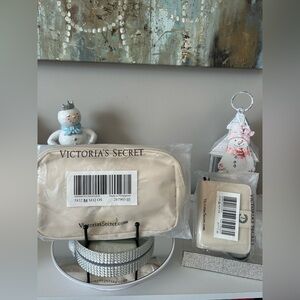 NWT! PINK  Victoria’s Secret Waist Bag & Card Holder Wristlet